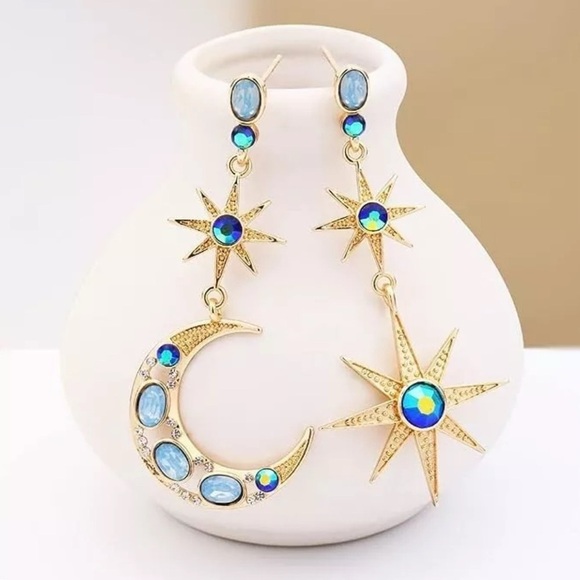Betsey Johnson Moon and Star Celestial Earrings and Necklace Set NEW - Picture 1 of 13